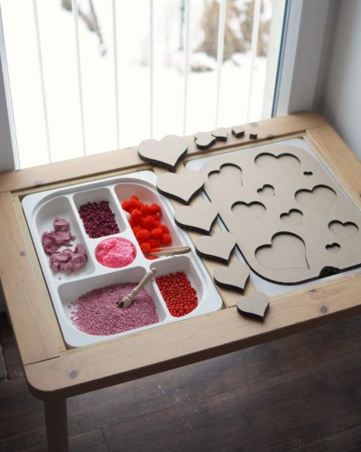 zabawa sensoryczna na walentynki