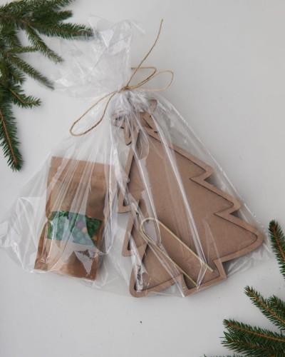 Choineczka na prezent, sensoryczne zabawy z dzieckiem.